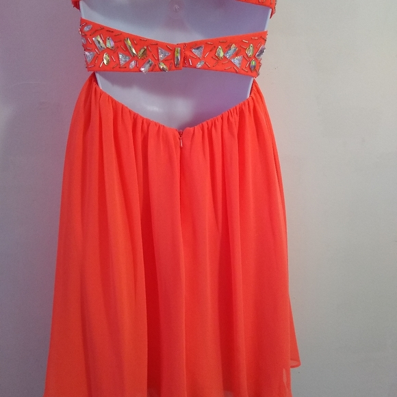 Morgan & Co. Junior's Strapless Formal Mini Dress - Picture 6 of 7